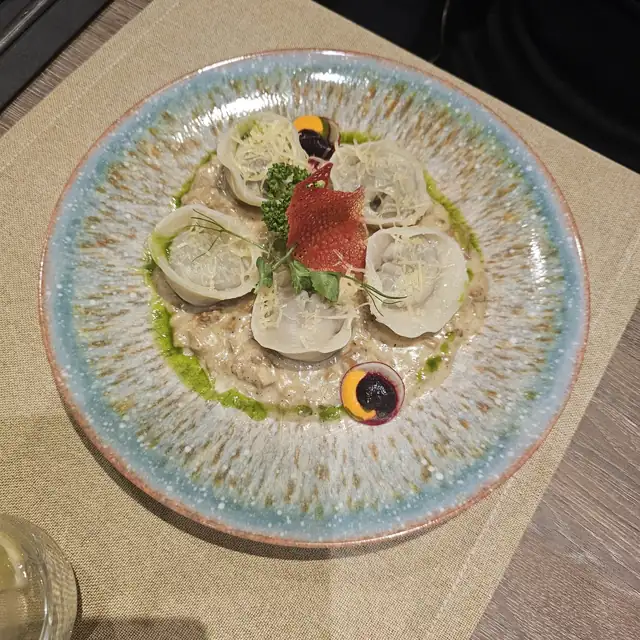 Pierożki na kremowym risotto